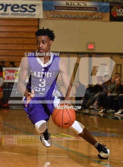 Thumbnail 1 in Garfield vs. Lake Oswego (Les Schwab Invitational) photogallery.