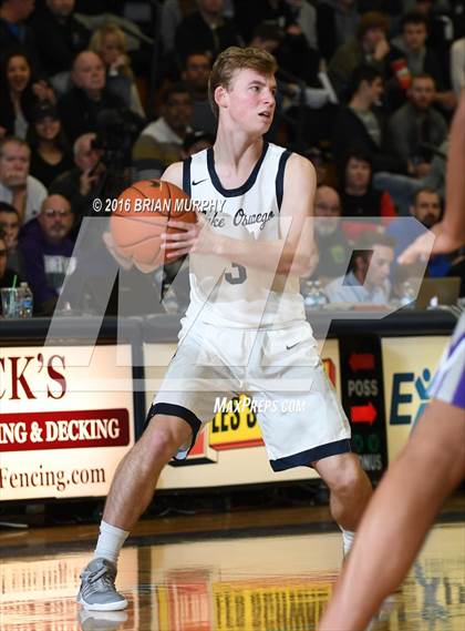 Thumbnail 2 in Garfield vs. Lake Oswego (Les Schwab Invitational) photogallery.
