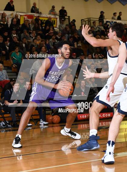 Thumbnail 1 in Garfield vs. Lake Oswego (Les Schwab Invitational) photogallery.