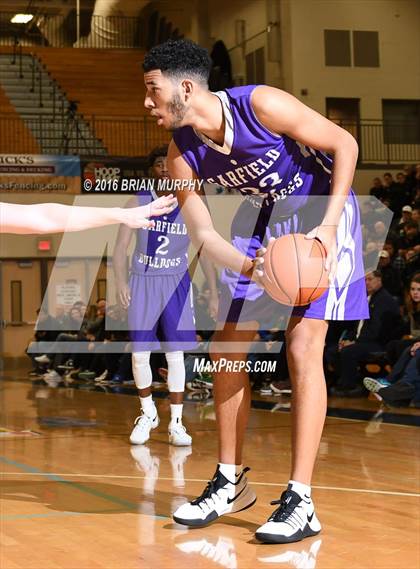 Thumbnail 3 in Garfield vs. Lake Oswego (Les Schwab Invitational) photogallery.