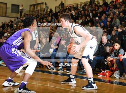 Thumbnail 3 in Garfield vs. Lake Oswego (Les Schwab Invitational) photogallery.