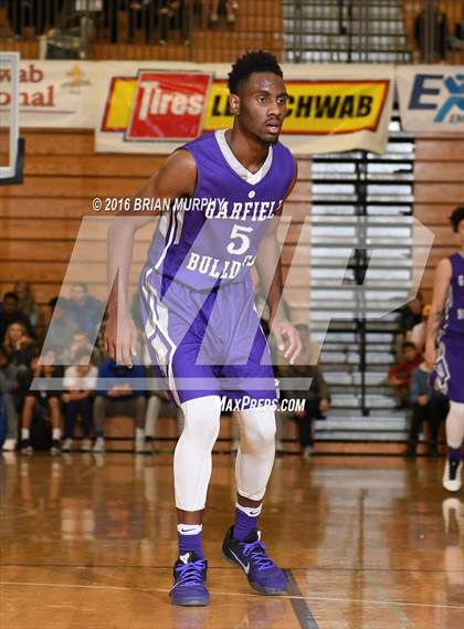 Thumbnail 1 in Garfield vs. Lake Oswego (Les Schwab Invitational) photogallery.