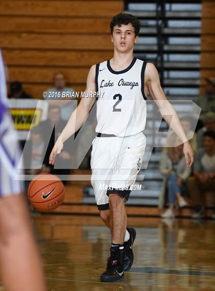 Thumbnail 1 in Garfield vs. Lake Oswego (Les Schwab Invitational) photogallery.