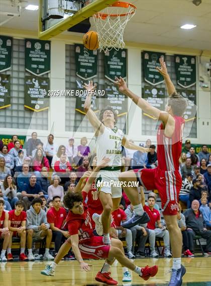 Thumbnail 3 in Mater Dei vs Santa Barbara (CIF-SS D1 Quarterfinals) photogallery.