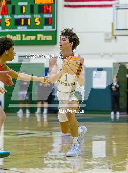 Thumbnail 2 in Mater Dei vs Santa Barbara (CIF-SS D1 Quarterfinals) photogallery.