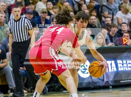 Thumbnail 2 in Mater Dei vs Santa Barbara (CIF-SS D1 Quarterfinals) photogallery.