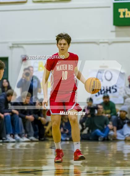 Thumbnail 2 in Mater Dei vs Santa Barbara (CIF-SS D1 Quarterfinals) photogallery.