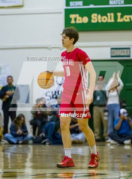 Thumbnail 3 in Mater Dei vs Santa Barbara (CIF-SS D1 Quarterfinals) photogallery.