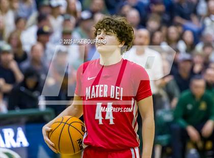 Thumbnail 2 in Mater Dei vs Santa Barbara (CIF-SS D1 Quarterfinals) photogallery.