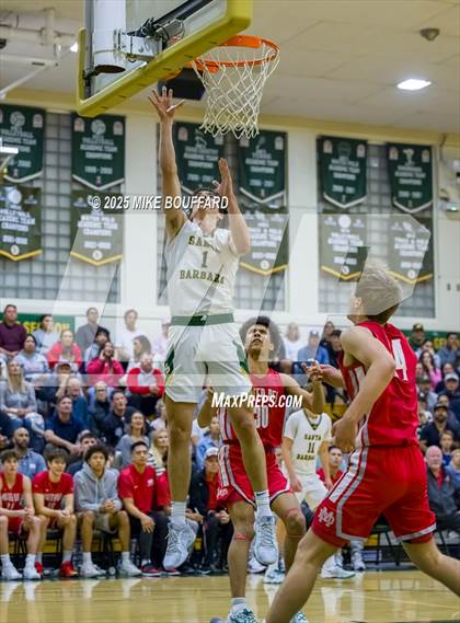 Thumbnail 1 in Mater Dei vs Santa Barbara (CIF-SS D1 Quarterfinals) photogallery.