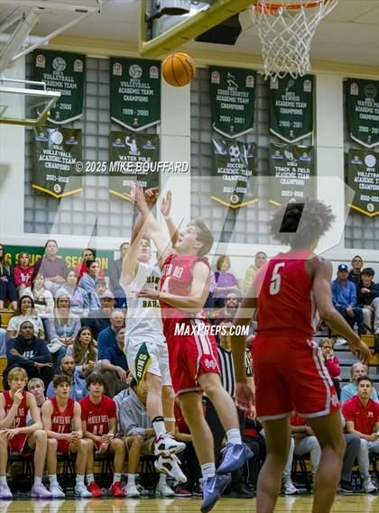 Thumbnail 3 in Mater Dei vs Santa Barbara (CIF-SS D1 Quarterfinals) photogallery.