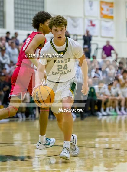 Thumbnail 3 in Mater Dei vs Santa Barbara (CIF-SS D1 Quarterfinals) photogallery.