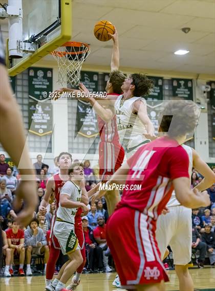 Thumbnail 1 in Mater Dei vs Santa Barbara (CIF-SS D1 Quarterfinals) photogallery.