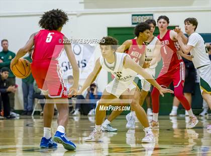 Thumbnail 1 in Mater Dei vs Santa Barbara (CIF-SS D1 Quarterfinals) photogallery.