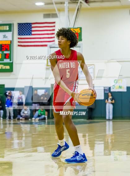 Thumbnail 2 in Mater Dei vs Santa Barbara (CIF-SS D1 Quarterfinals) photogallery.