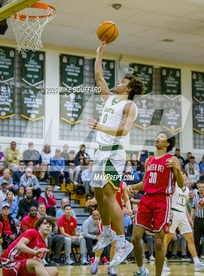 Thumbnail 1 in Mater Dei vs Santa Barbara (CIF-SS D1 Quarterfinals) photogallery.