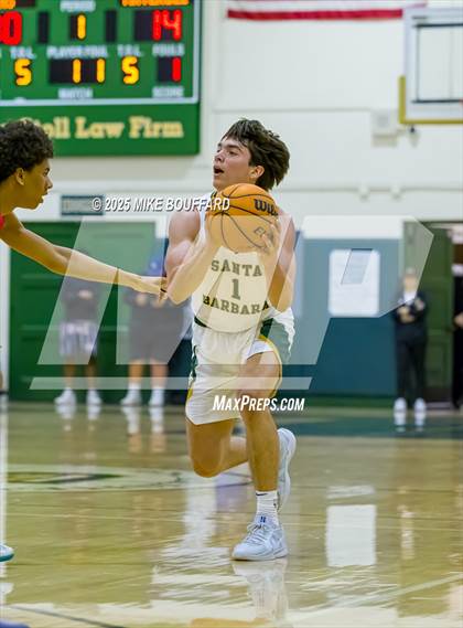 Thumbnail 1 in Mater Dei vs Santa Barbara (CIF-SS D1 Quarterfinals) photogallery.
