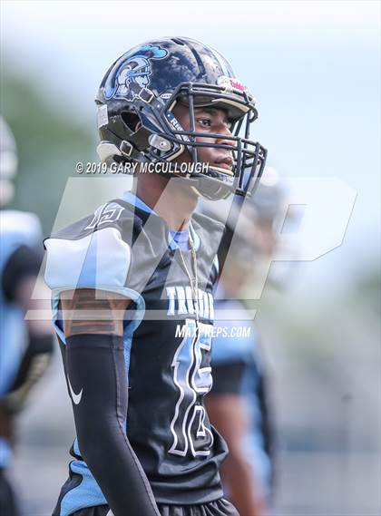 Thumbnail 1 in Raines @ Ribault photogallery.