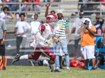 Thumbnail 1 in Raines @ Ribault photogallery.