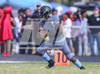 Thumbnail 1 in Raines @ Ribault photogallery.