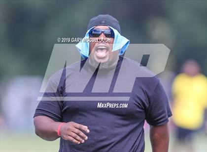 Thumbnail 1 in Raines @ Ribault photogallery.