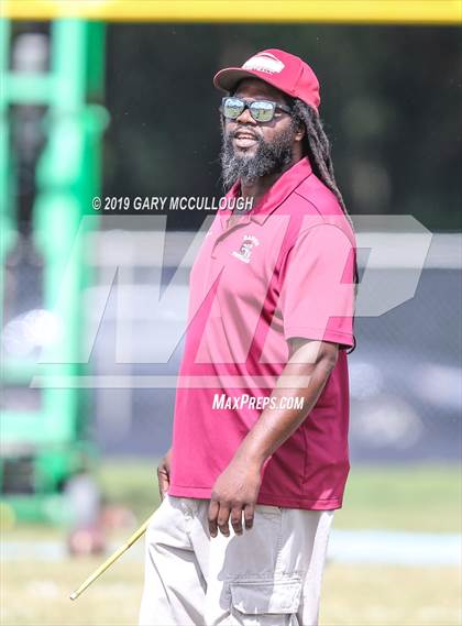 Thumbnail 3 in Raines @ Ribault photogallery.