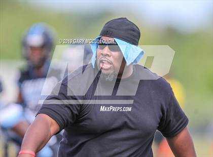 Thumbnail 3 in Raines @ Ribault photogallery.