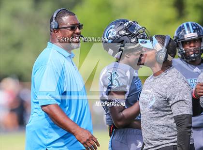 Thumbnail 3 in Raines @ Ribault photogallery.