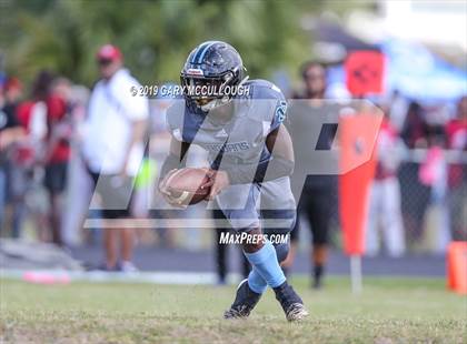 Thumbnail 2 in Raines @ Ribault photogallery.