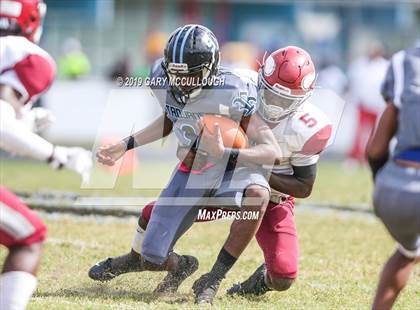 Thumbnail 3 in Raines @ Ribault photogallery.
