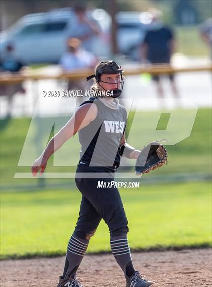 Thumbnail 3 in Millard West vs. Elkhorn South photogallery.