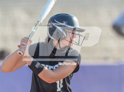 Thumbnail 2 in Millard West vs. Elkhorn South photogallery.