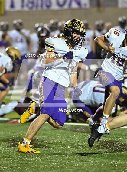 Thumbnail 3 in Liberty Hill vs Flour Bluff (UIL 5A Region 4 Quarterfinal) photogallery.