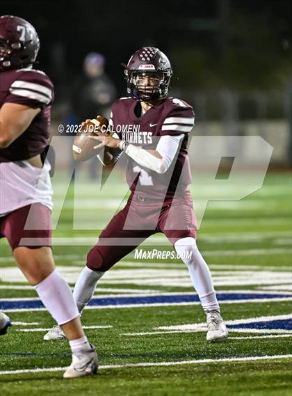 Thumbnail 1 in Liberty Hill vs Flour Bluff (UIL 5A Region 4 Quarterfinal) photogallery.