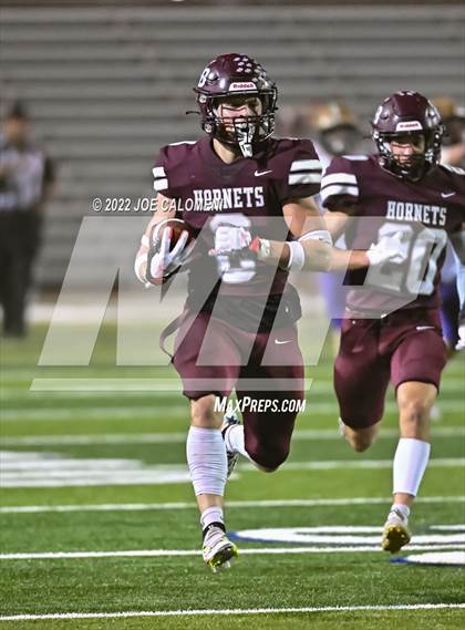 Thumbnail 2 in Liberty Hill vs Flour Bluff (UIL 5A Region 4 Quarterfinal) photogallery.