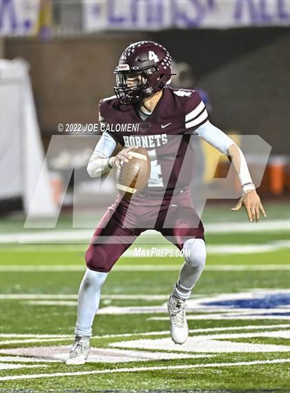 Thumbnail 3 in Liberty Hill vs Flour Bluff (UIL 5A Region 4 Quarterfinal) photogallery.