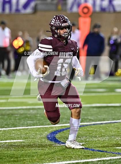Thumbnail 1 in Liberty Hill vs Flour Bluff (UIL 5A Region 4 Quarterfinal) photogallery.