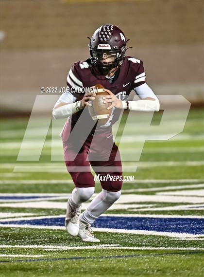 Thumbnail 2 in Liberty Hill vs Flour Bluff (UIL 5A Region 4 Quarterfinal) photogallery.