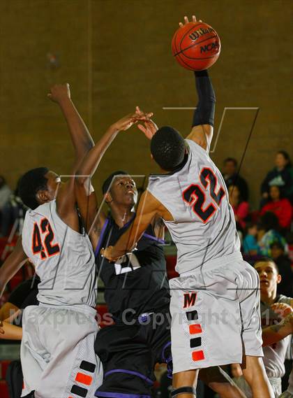 Thumbnail 2 in Foothill vs. Franklin (Common Good Classic) photogallery.