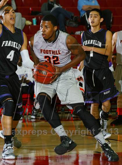 Thumbnail 3 in Foothill vs. Franklin (Common Good Classic) photogallery.