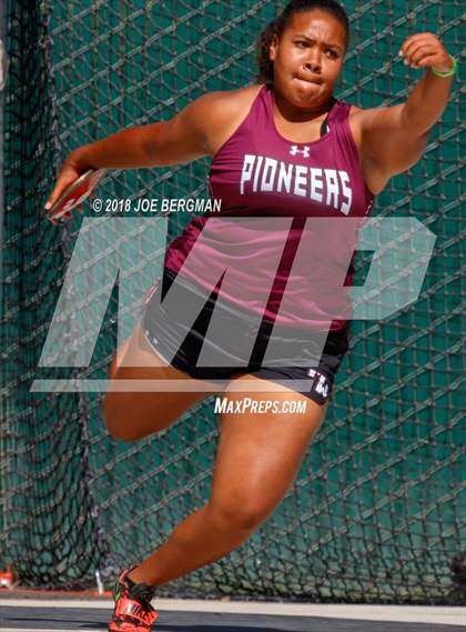 Thumbnail 2 in CIF State Track and Field Championships (Girls Discus Prelim) photogallery.