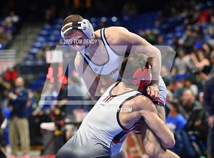 Thumbnail 2 in UIL State Championships - 5A 160lb Final photogallery.