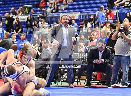 Thumbnail 1 in UIL State Championships - 5A 160lb Final photogallery.