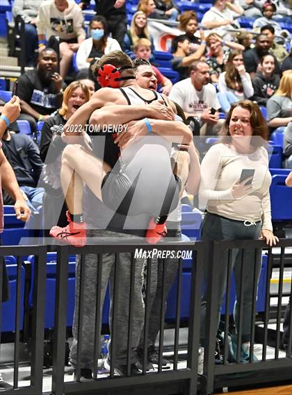 Thumbnail 1 in UIL State Championships - 5A 160lb Final photogallery.