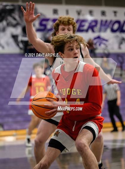 Thumbnail 3 in Judge Memorial @ Riverton photogallery.