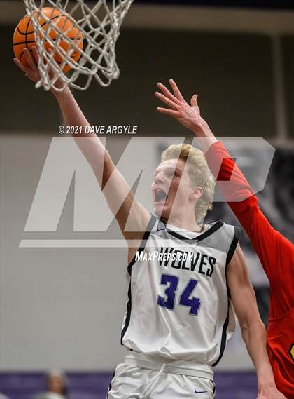 Thumbnail 2 in Judge Memorial @ Riverton photogallery.