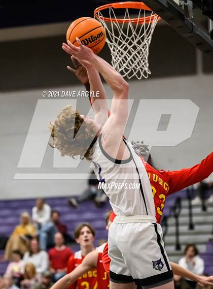 Thumbnail 2 in Judge Memorial @ Riverton photogallery.