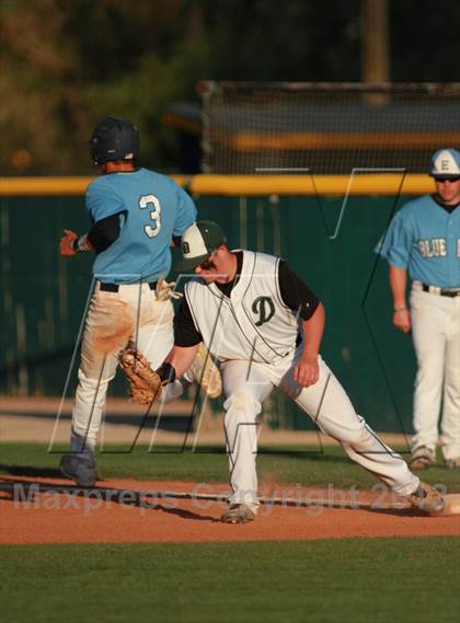Thumbnail 2 in East vs. Derby (KSHSAA 6A Regional Final) photogallery.