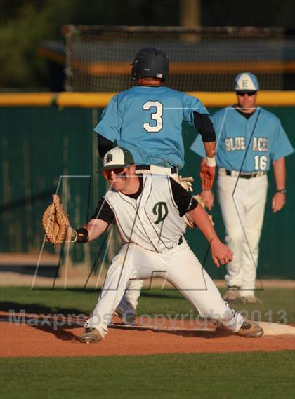 Thumbnail 1 in East vs. Derby (KSHSAA 6A Regional Final) photogallery.
