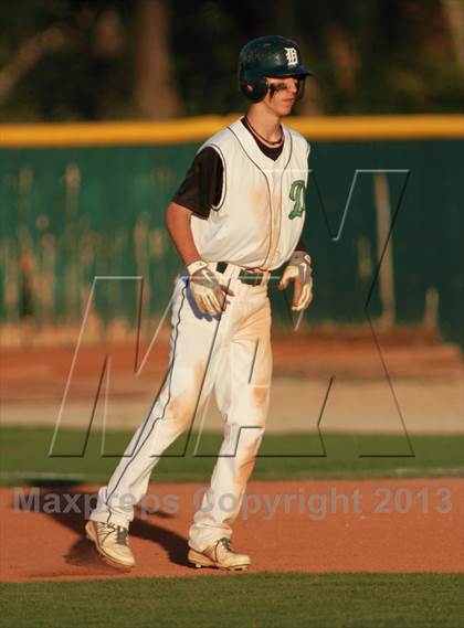 Thumbnail 1 in East vs. Derby (KSHSAA 6A Regional Final) photogallery.